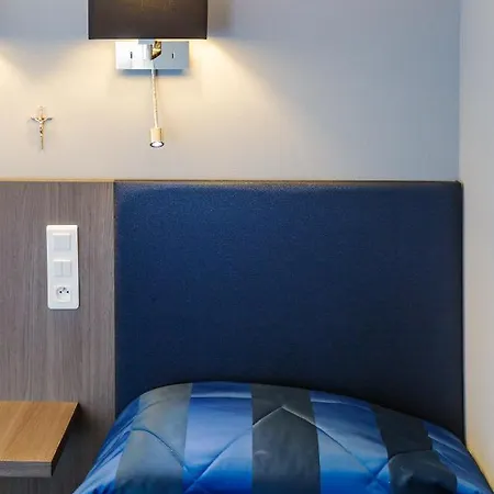 Irlande 3* לורדה